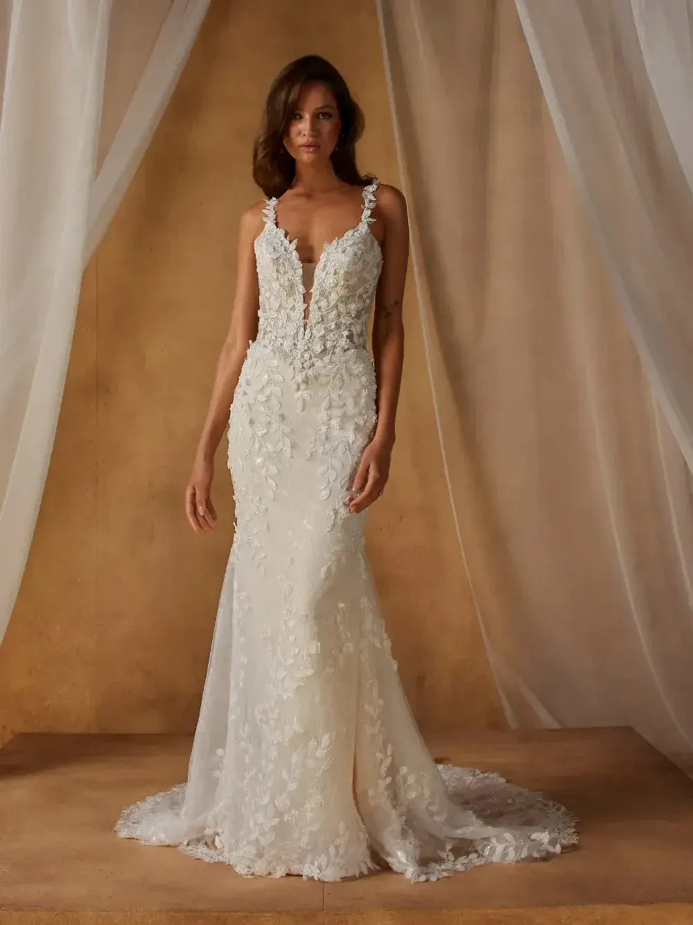 Visit How to Choose the Right Bridal Shop in Houston details page